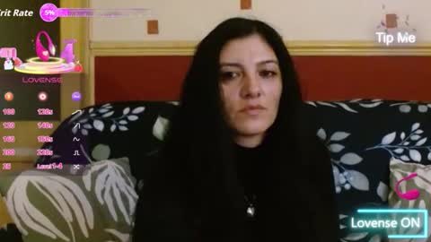 Snapshot of goldgirl89763 chatting on 10-12-25, 10:20 goldgirl89763 online show from 10-12-25, 10:20