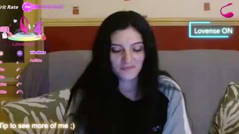 Snapshot of goldgirl89763 chatting on 10-26-25, 12:05 goldgirl89763 online show from 10-26-25, 12:05