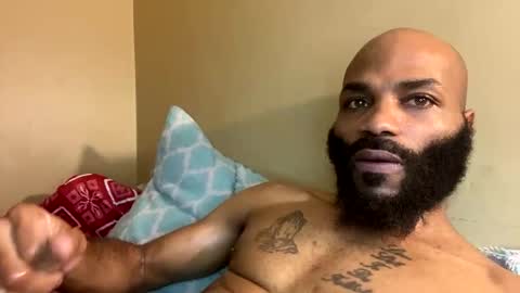 Snapshot of goldmouth_85 chatting on 03-02-26, 07:37 Goldmouth 85 online show from 03-02-26, 07:37