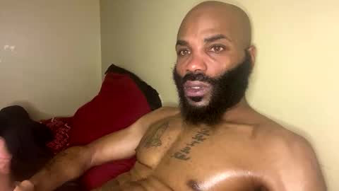 Snapshot of goldmouth_85 chatting on 03-30-26, 05:30 Goldmouth 85 online show from 03-30-26, 05:30