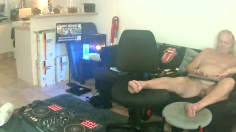 goldyguy011 online show from 07-06-26, 11:18