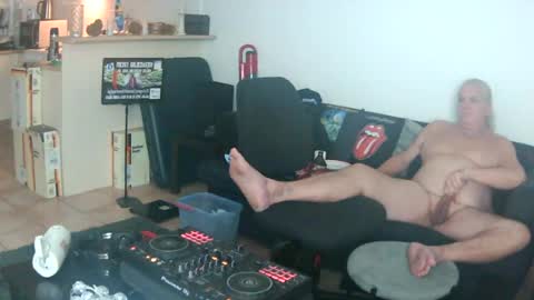 goldyguy011 online show from 07-21-26, 07:00