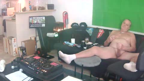 goldyguy011 online show from 07-30-26, 12:09