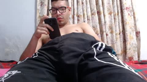 Snapshot of gollfather97 chatting on 02-06-25, 03:09 julin Andrs online show from 02-06-25, 03:09