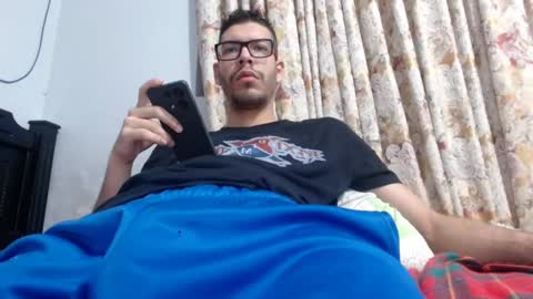 Snapshot of gollfather97 chatting on 02-12-25, 12:55 julin Andrs online show from 02-12-25, 12:55