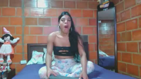 Valentina online show from 12-26-24, 05:15