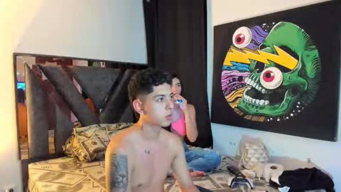 Snapshot of gomez_g_ chatting on 10-08-25, 03:15 Gomez online show from 10-08-25, 03:15