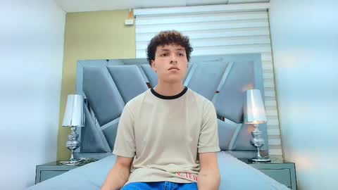 Gomez online show from 03-17-26, 09:18