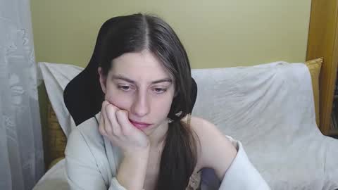 Elizabeth Effie online show from 02-15-25, 06:44