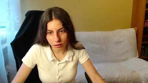 Elizabeth Effie online show from 06-23-26, 02:48