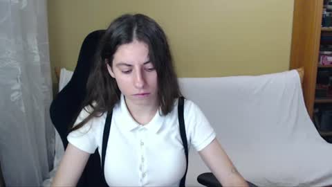 Elizabeth Effie online show from 07-19-26, 05:27