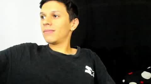 Snapshot of goodboy69i chatting on 02-08-25, 09:25 goodboy69i online show from 02-08-25, 09:25