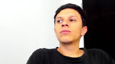 Snapshot of goodboy69i chatting on 02-09-25, 11:04 goodboy69i online show from 02-09-25, 11:04