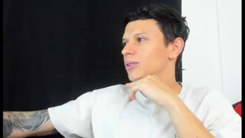 Snapshot of goodboy69i chatting on 02-15-25, 04:45 goodboy69i online show from 02-15-25, 04:45