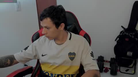 Snapshot of goodboy69i chatting on 09-24-25, 12:30 goodboy69i online show from 09-24-25, 12:30