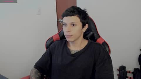 Snapshot of goodboy69i chatting on 10-12-25, 12:37 goodboy69i online show from 10-12-25, 12:37