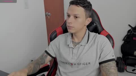 Snapshot of goodboy69i chatting on 10-18-25, 11:11 goodboy69i online show from 10-18-25, 11:11