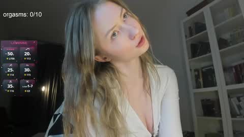 SOPHIE online show from 04-17-26, 12:02