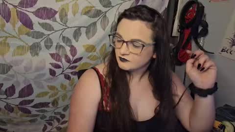 goodgrl1799 online show from 10-21-25, 01:28