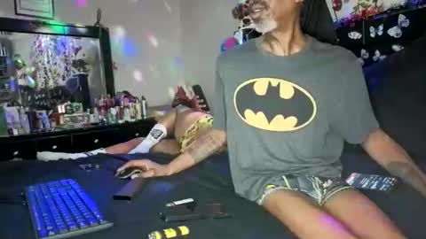 GoodieTimes1 Mrs. Bonnie  Mr. Clyde online show from 04-12-26, 07:46