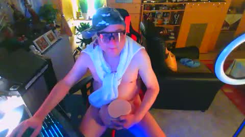Snapshot of google5001 chatting on 05-22-26, 02:30 google5001 online show from 05-22-26, 02:30