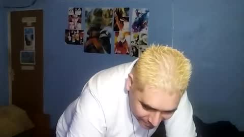 Snapshot of gorak32 chatting on 12-28-24, 07:22 GoraK online show from 12-28-24, 07:22