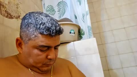 Snapshot of gordito_xx chatting on 07-12-26, 10:28 gordito_xx online show from 07-12-26, 10:28