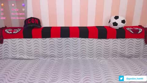 Snapshot of gordonhunt chatting on 12-09-24, 01:13 Gordon Hunt online show from 12-09-24, 01:13