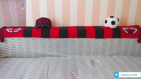 Snapshot of gordonhunt chatting on 03-06-25, 09:03 Gordon Hunt online show from 03-06-25, 09:03