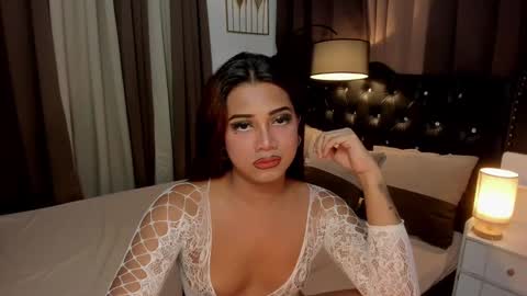 RIANA online show from 01-05-25, 05:09