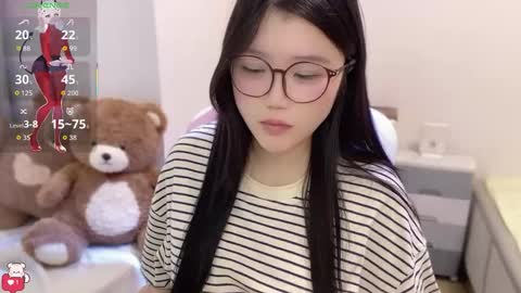gorgeous girl33 online show from 03-04-26, 01:00