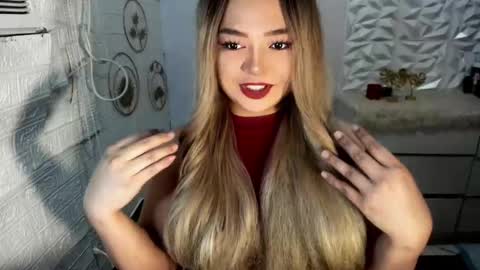 Amanda rose online show from 10-28-25, 05:44