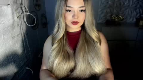 Amanda rose online show from 11-25-25, 02:50