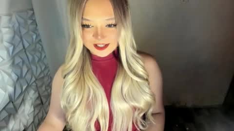 Snapshot of gorgeousamandarose chatting on 06-06-26, 02:38 Amanda rose online show from 06-06-26, 02:38