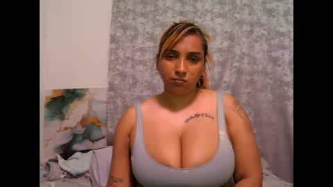 Snapshot of gorgeouslips10 chatting on 05-13-26, 03:31 gorgeouslips10 online show from 05-13-26, 03:31