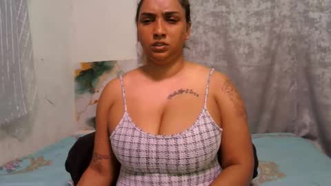 Snapshot of gorgeouslips10 chatting on 05-23-26, 04:22 gorgeouslips10 online show from 05-23-26, 04:22