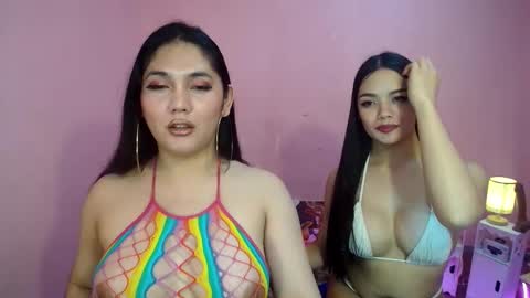 Snapshot of gorgeoustrisha_4u chatting on 12-06-24, 11:25 trisha3 online show from 12-06-24, 11:25