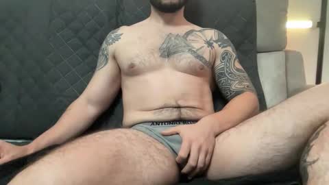 Stef online show from 10-08-25, 03:31