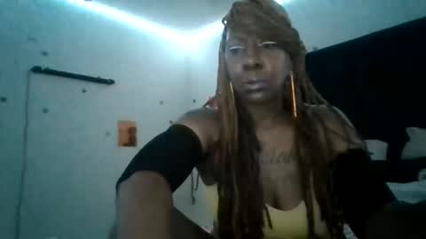 Snapshot of gotcake713 chatting on 05-24-26, 12:37 Sue Goddess online show from 05-24-26, 12:37