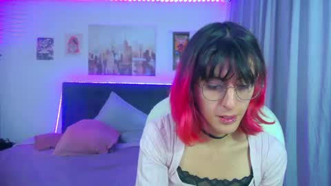 Snapshot of goth_minerva chatting on 04-23-26, 02:19 goth_minerva online show from 04-23-26, 02:19