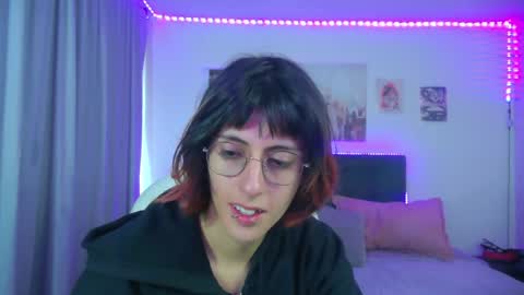 Snapshot of goth_minerva chatting on 05-15-26, 01:51 goth_minerva online show from 05-15-26, 01:51