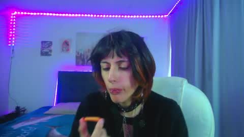 Snapshot of goth_minerva chatting on 05-21-26, 01:40 goth_minerva online show from 05-21-26, 01:40