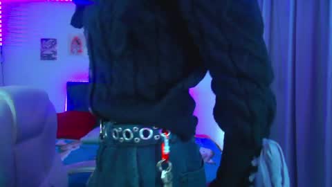 Snapshot of goth_minerva chatting on 06-03-26, 01:36 goth_minerva online show from 06-03-26, 01:36