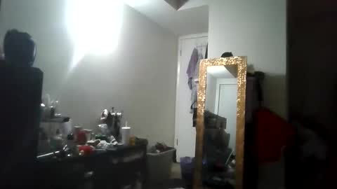 Snapshot of gothbaby305 chatting on 05-26-26, 05:25 gothbaby305 online show from 05-26-26, 05:25