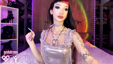    online show from 02-18-26, 06:42