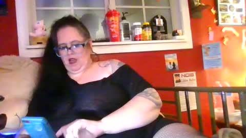 Snapshot of gothickmaiden chatting on 06-11-26, 02:11 GothickMaiden online show from 06-11-26, 02:11