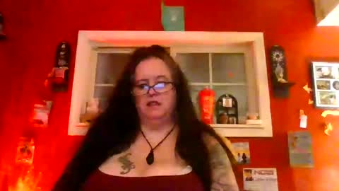 Snapshot of gothickmaiden chatting on 07-04-26, 02:18 GothickMaiden online show from 07-04-26, 02:18