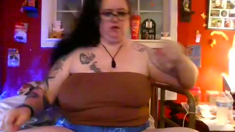 Snapshot of gothickmaiden chatting on 07-09-26, 02:15 GothickMaiden online show from 07-09-26, 02:15