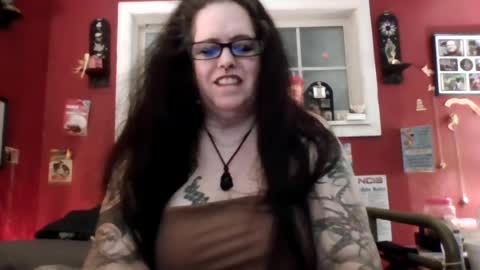 Snapshot of gothickmaiden chatting on 08-04-26, 02:15 GothickMaiden online show from 08-04-26, 02:15