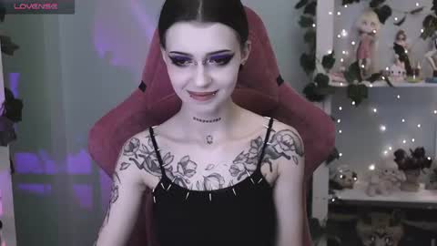 V online show from 06-22-26, 09:45